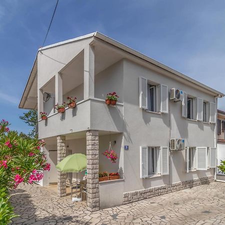 Nice Apartment In Jadranovo With Wifi Екстер'єр фото