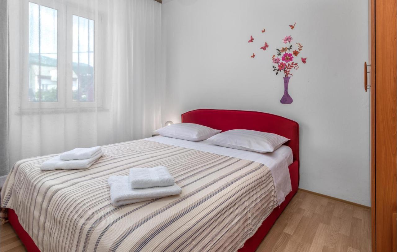 Nice Apartment In Jadranovo With Wifi Екстер'єр фото